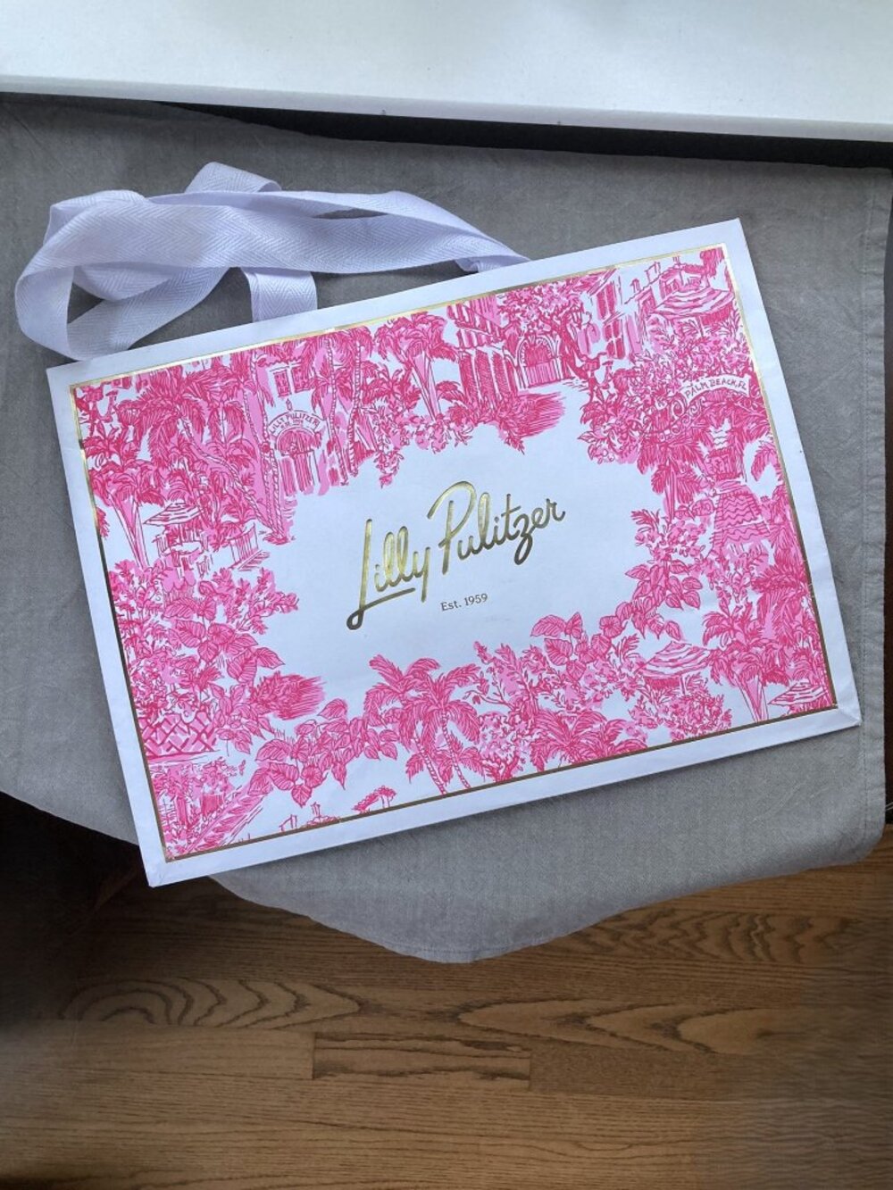 LILLY PULITZER Gift Bag, 65th Anniversary Pink & White, Shopping Tote 15"x11"x6"